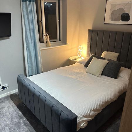 La Mansion Bed and Breakfast Wednesbury Exteriör bild